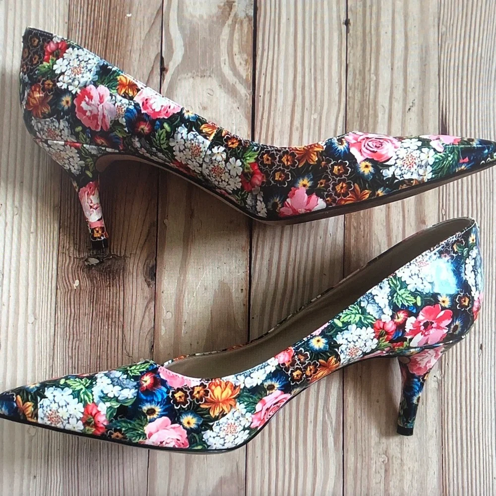 Nine West Floral Pointed-Toe Stiletto Heels in Black with Pink and Orange Roses